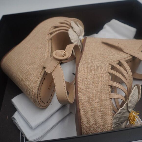 Larroude Magnolia Wedge/ Ivory Leather. Handmade, Stylish, Fashion/Chic Size 8.5 - Picture 10 of 11